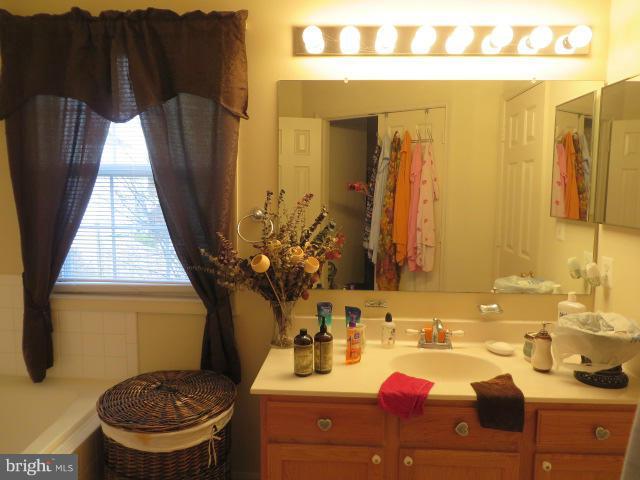 PARK RIDGE - Residential Lease