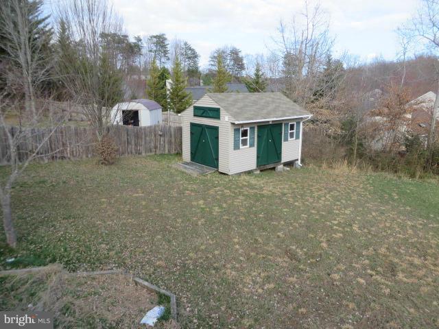 PARK RIDGE - Residential Lease