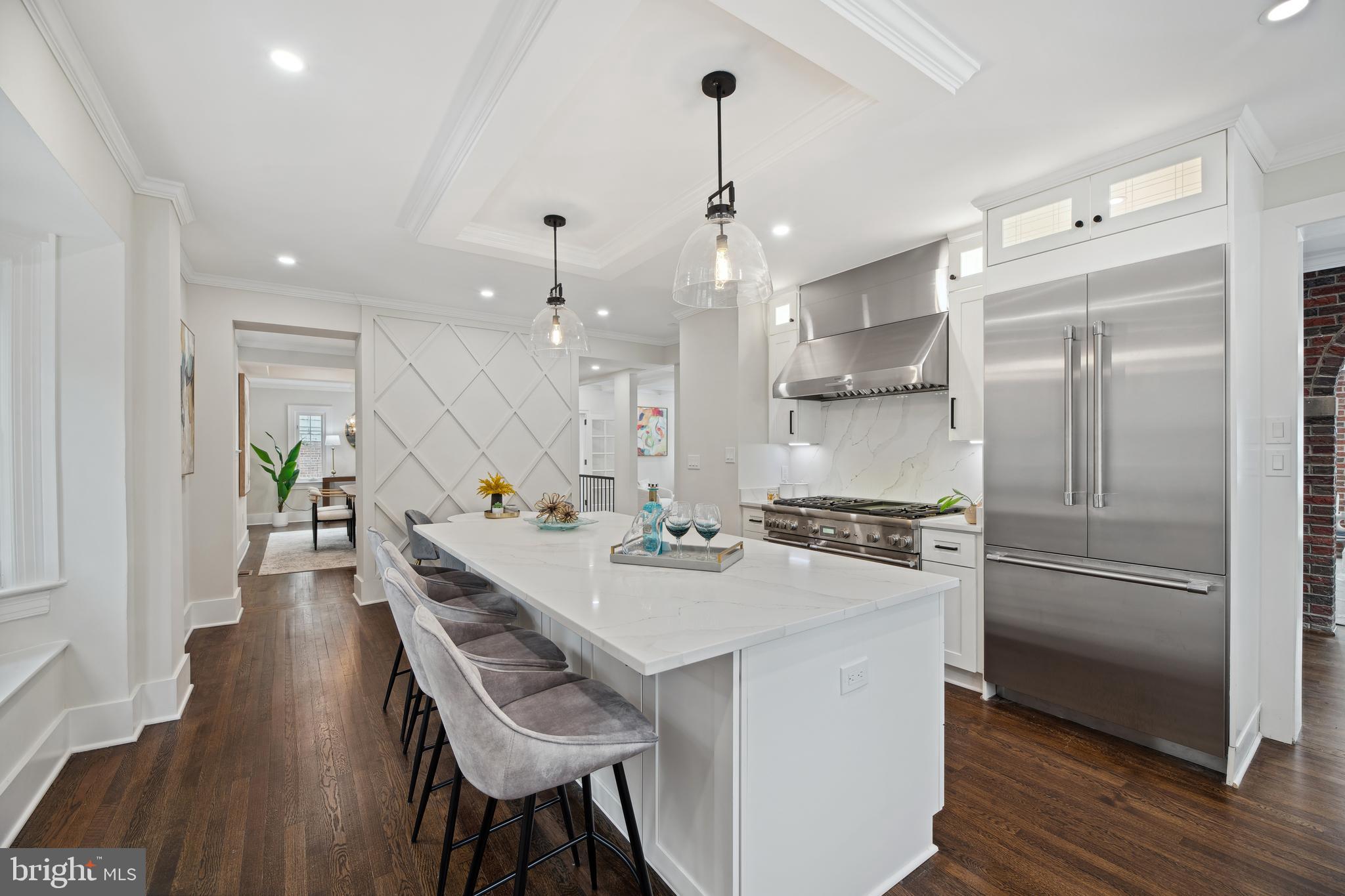 FOREST HILLS - Residential