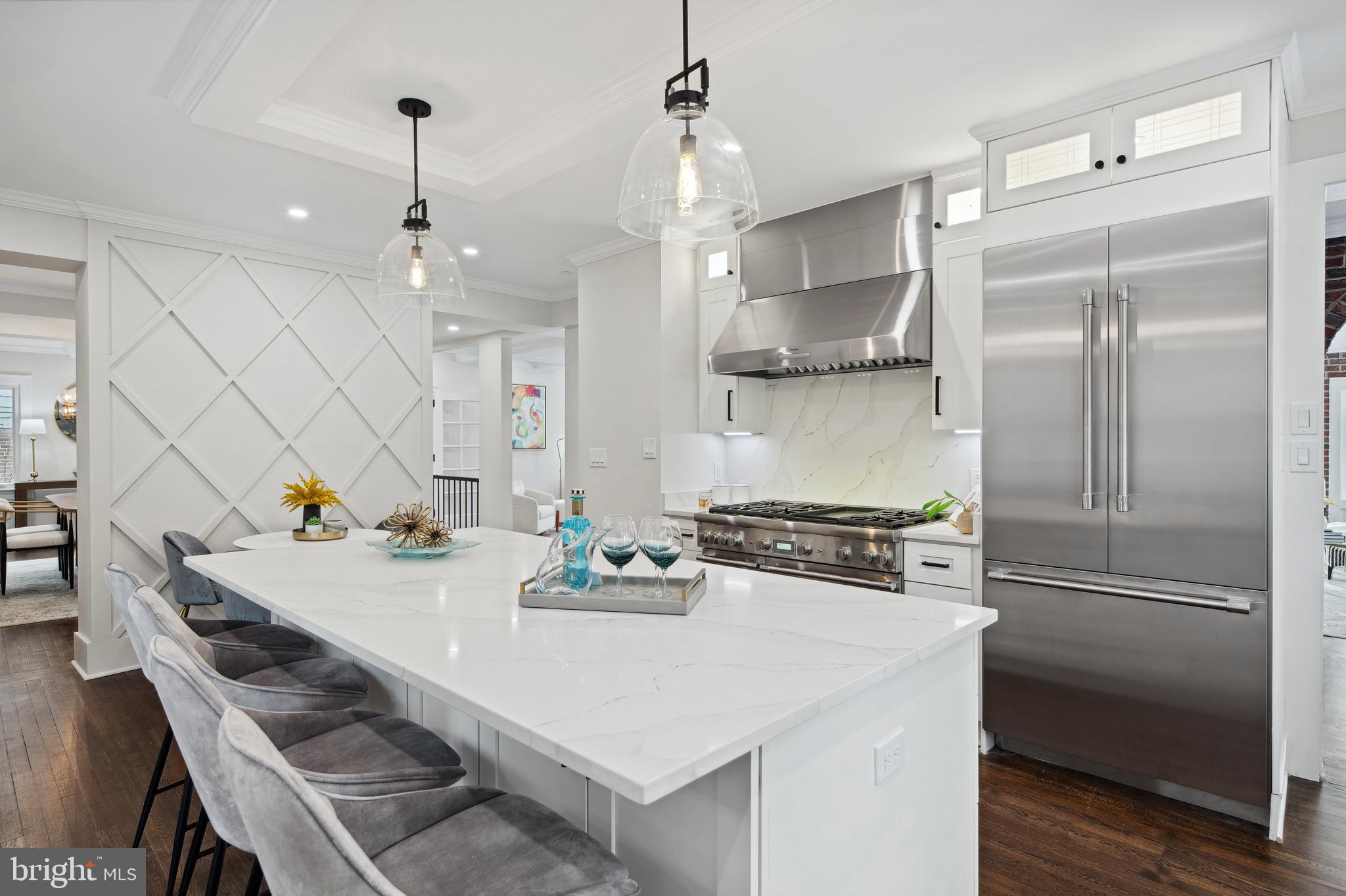 FOREST HILLS - Residential