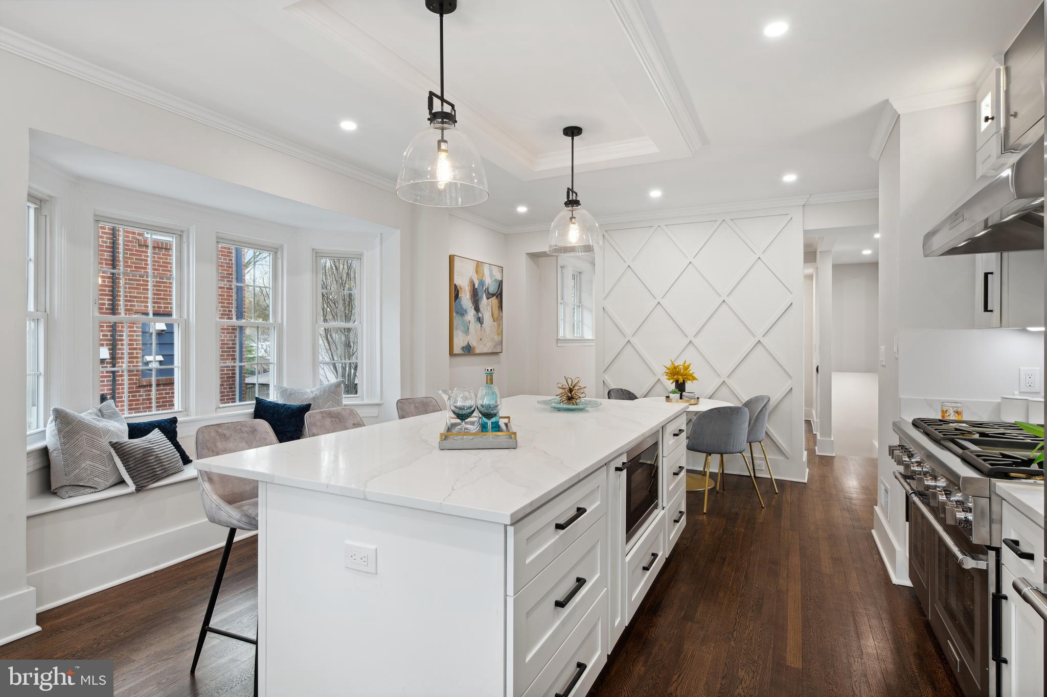 FOREST HILLS - Residential