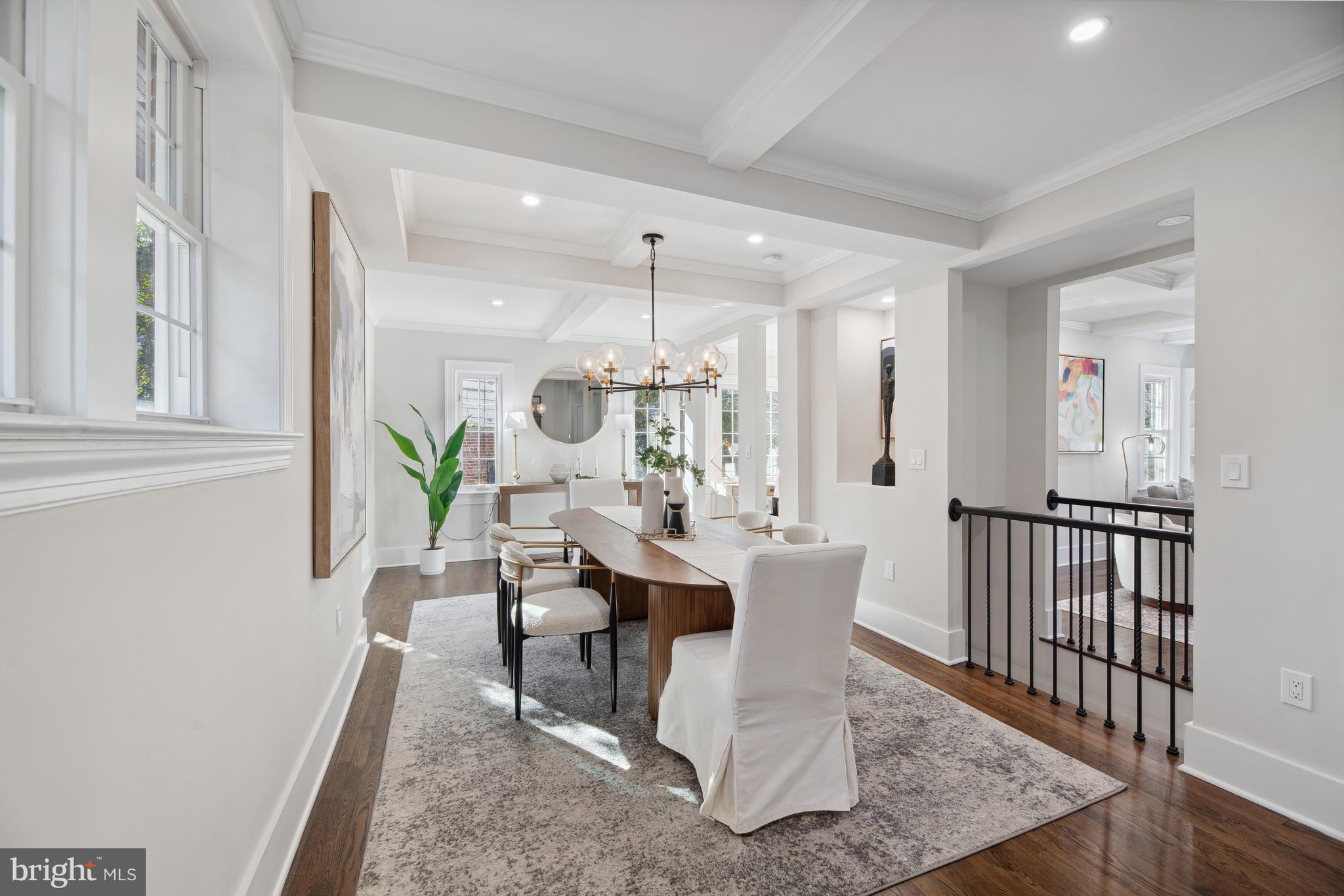 FOREST HILLS - Residential