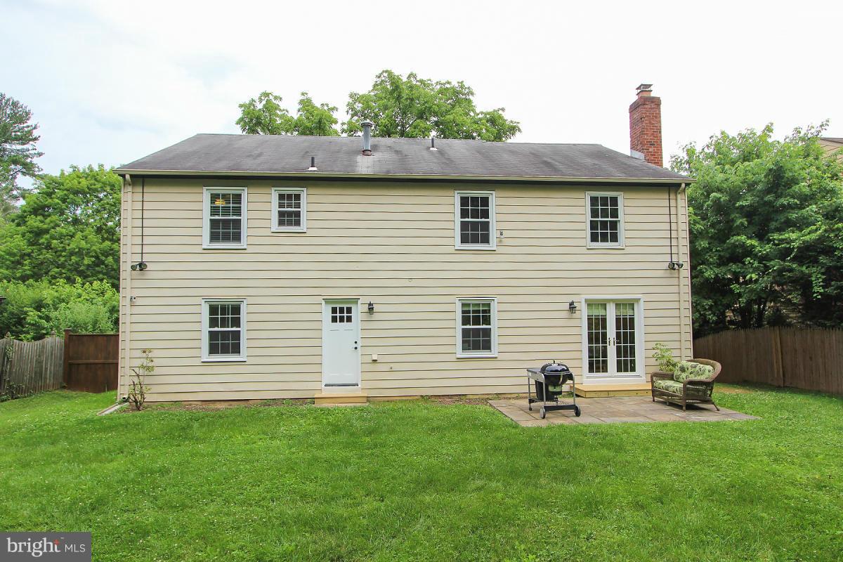 PARKCREST - Residential Lease