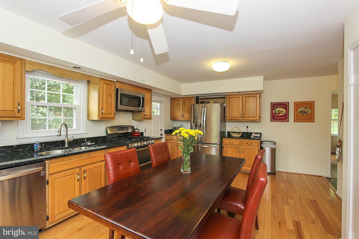 PARKCREST - Residential Lease