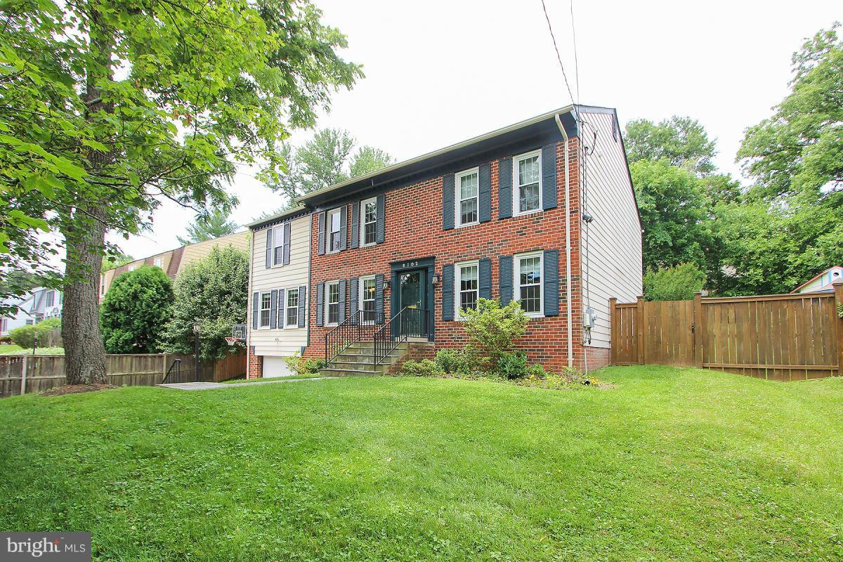 PARKCREST - Residential Lease