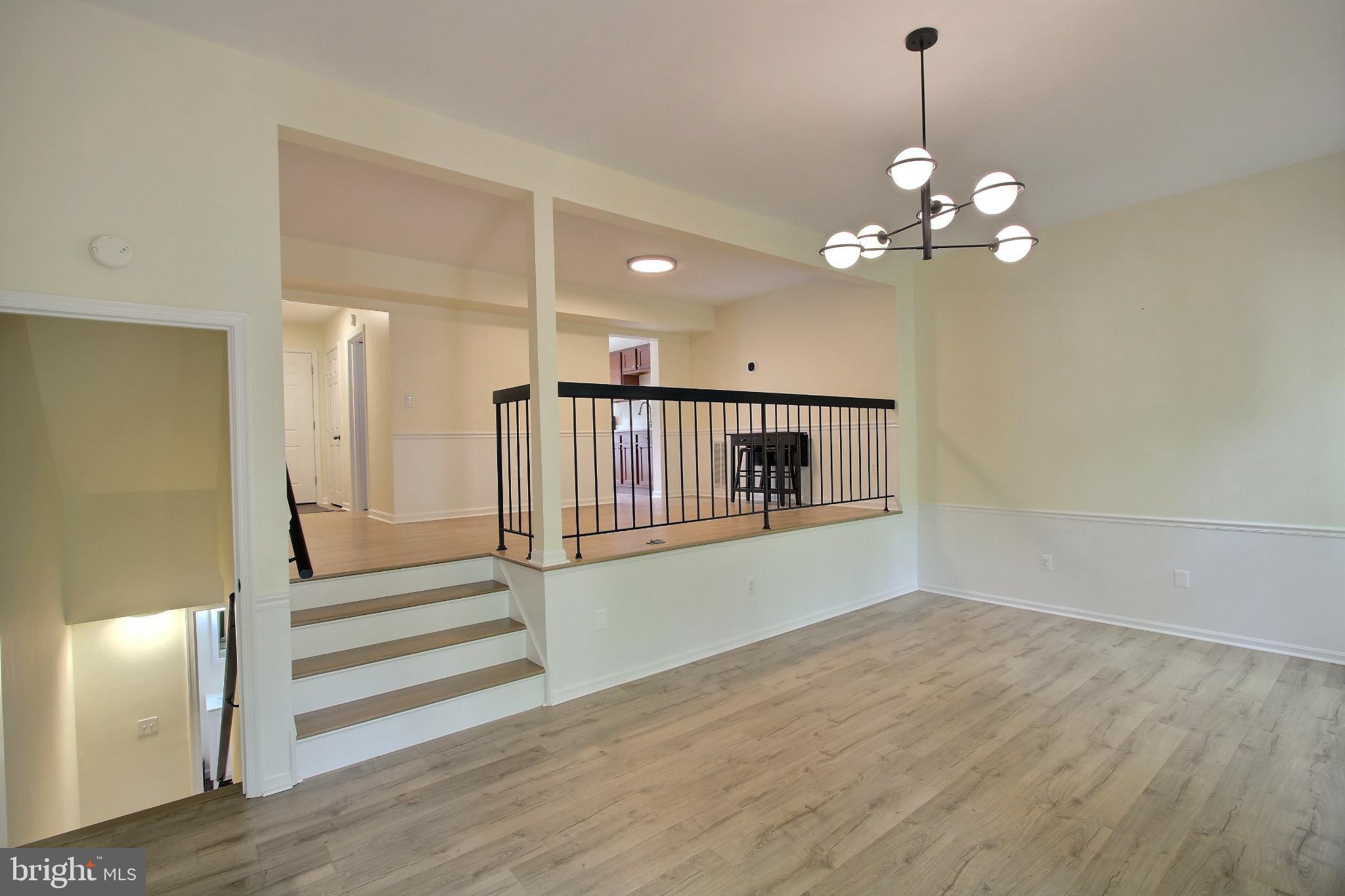 SHADY GROVE VILLAGE - Residential