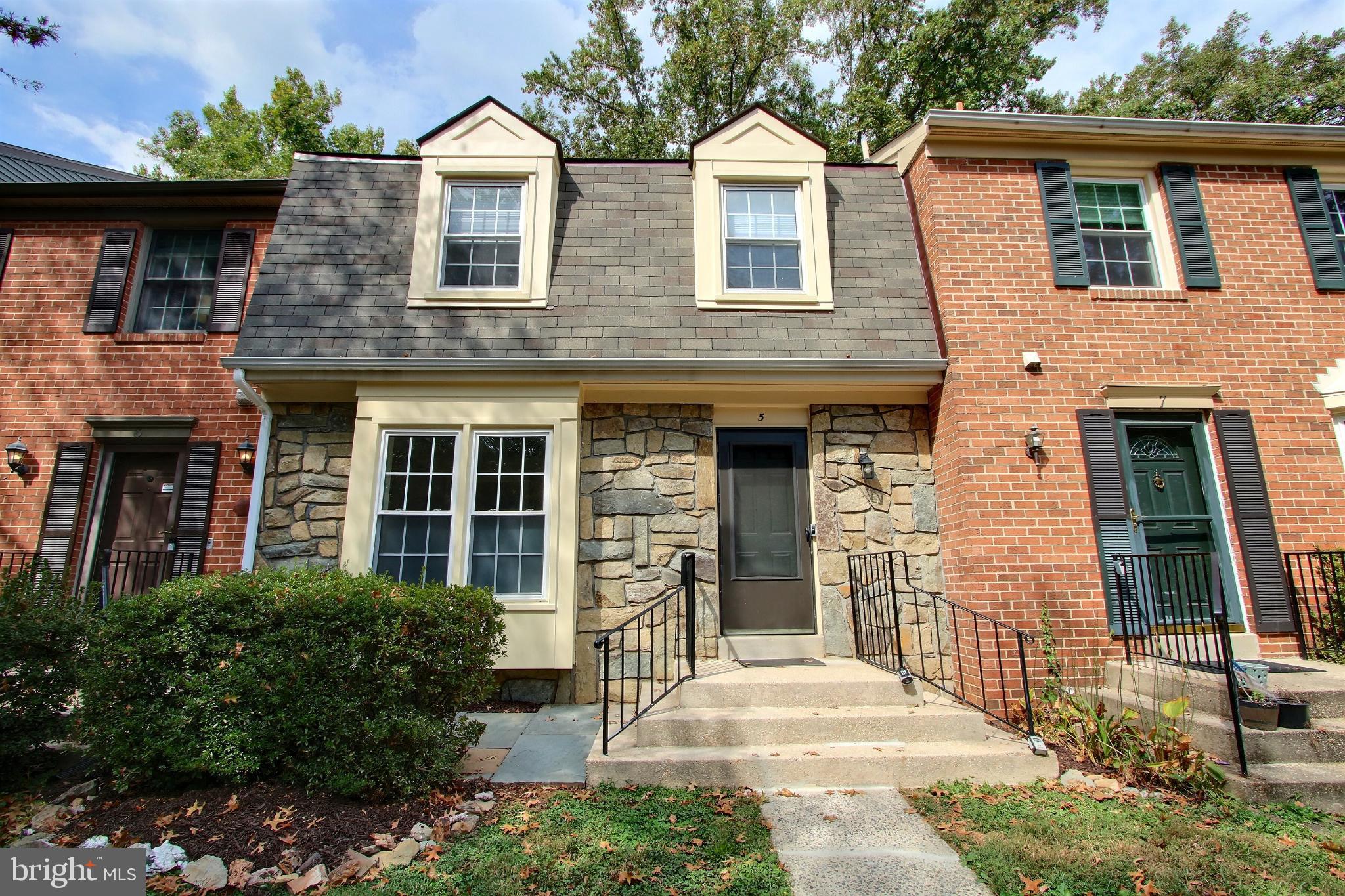 SHADY GROVE VILLAGE - Residential