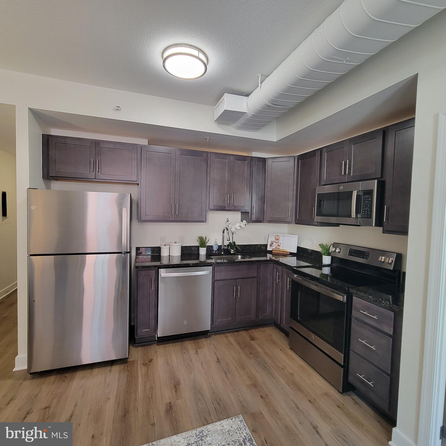 ONE NATIONAL HARBOR CONDOMINIUM - Residential