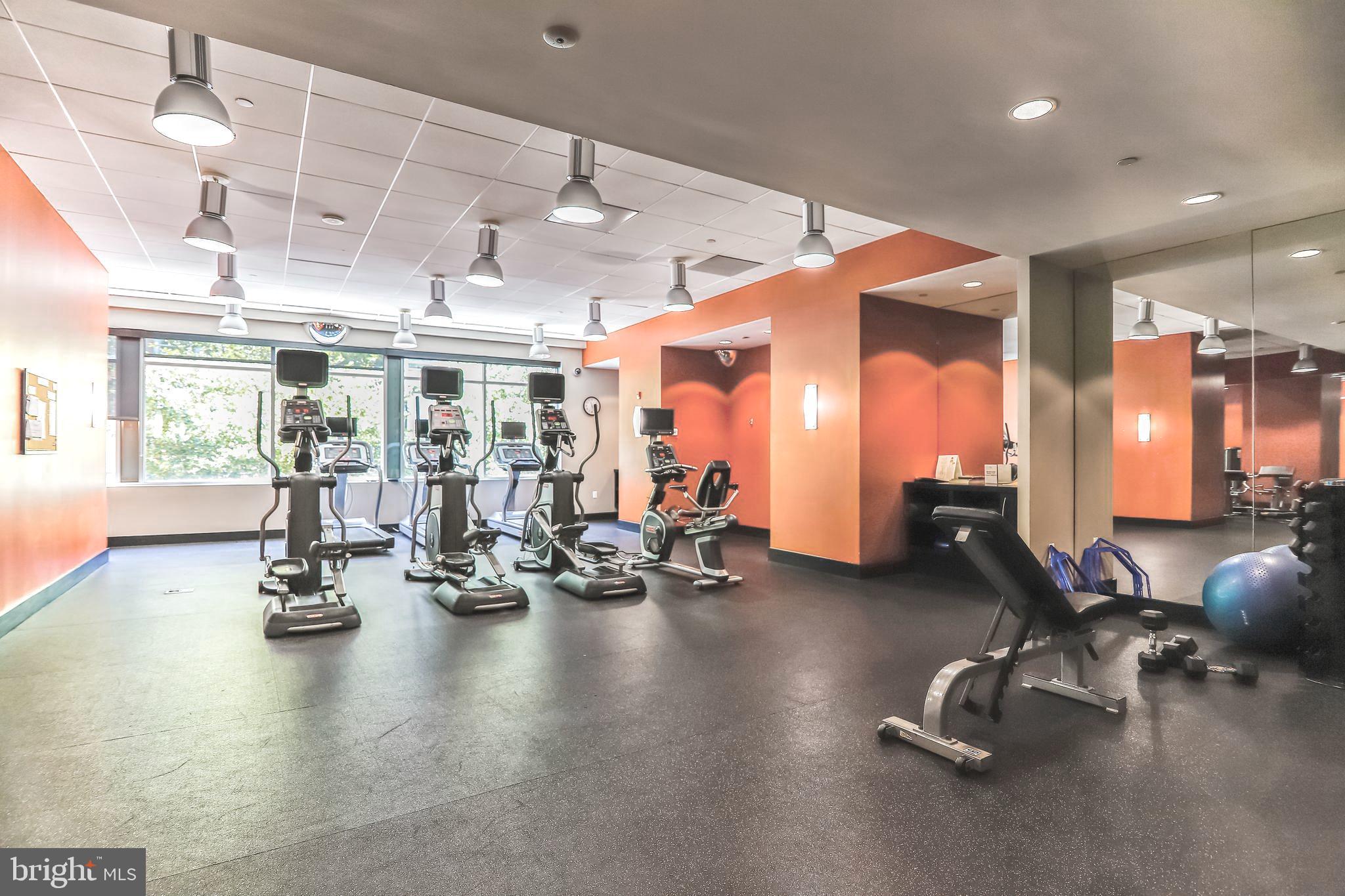 ONE NATIONAL HARBOR CONDOMINIUM - Residential