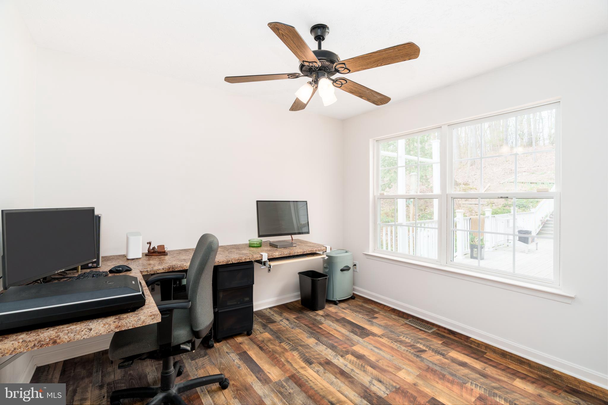 FOREST KNOLL - Residential