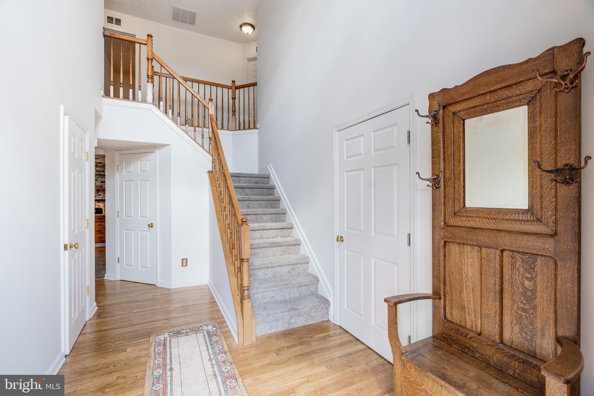 FOREST KNOLL - Residential