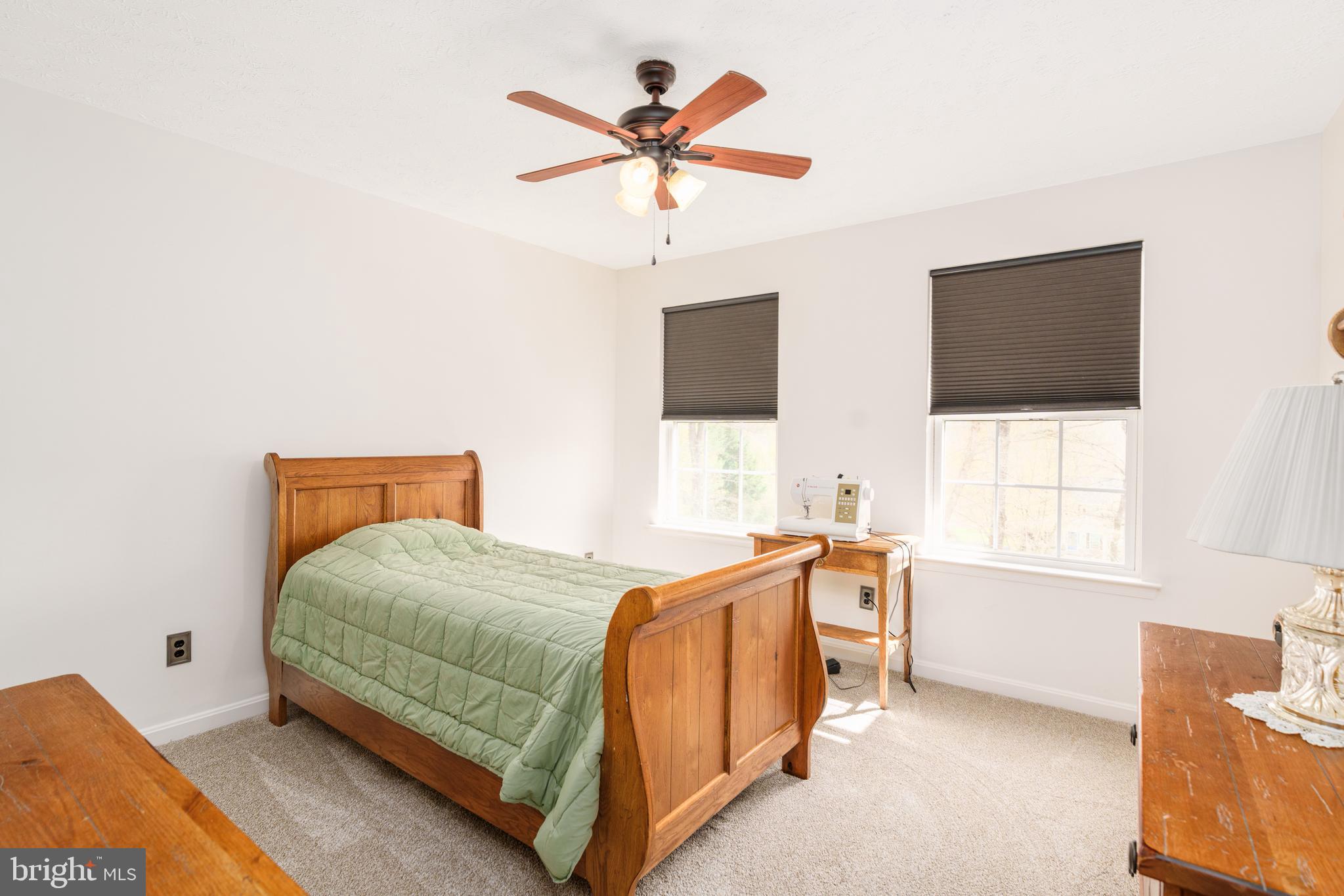 FOREST KNOLL - Residential