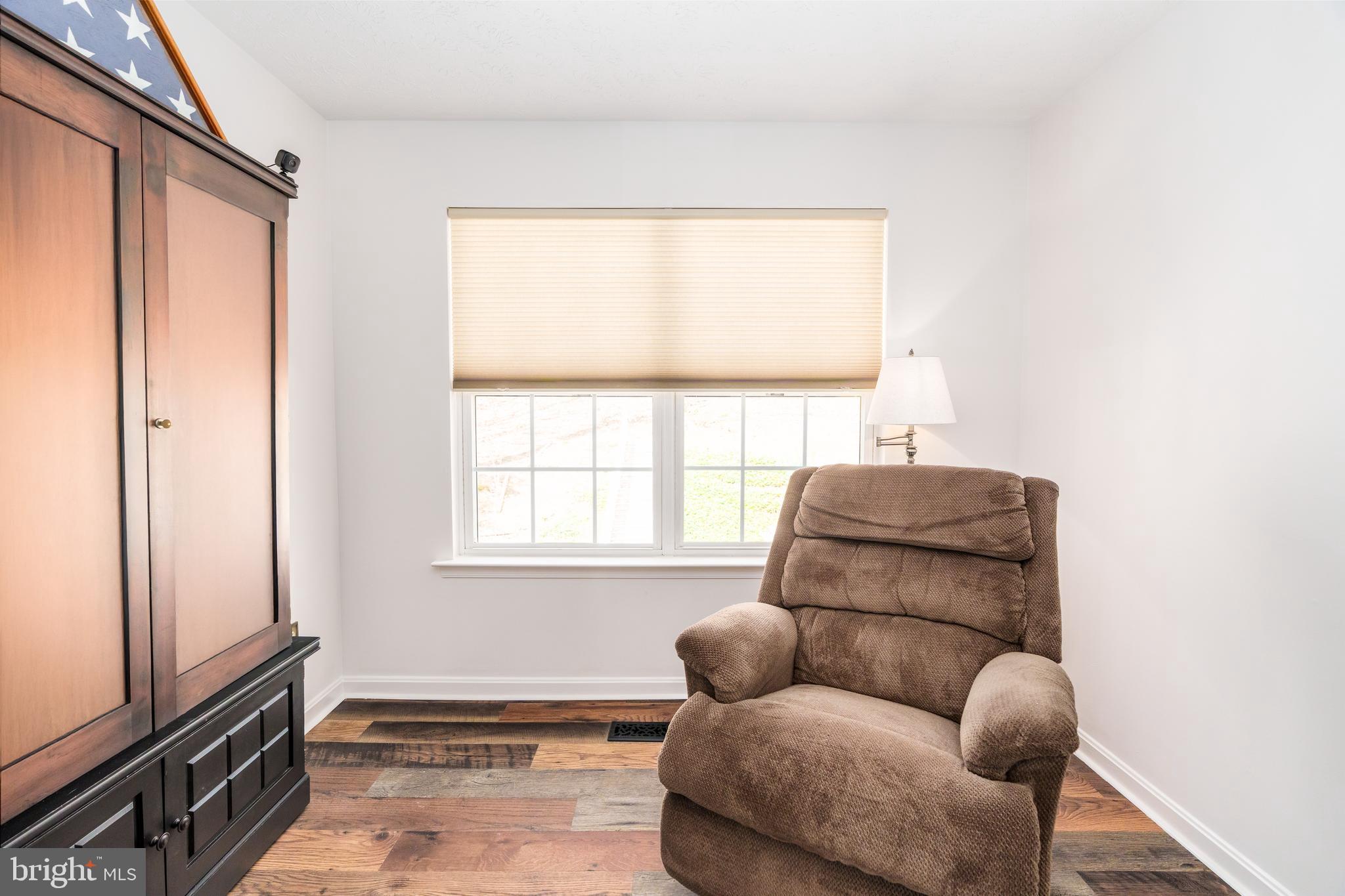 FOREST KNOLL - Residential