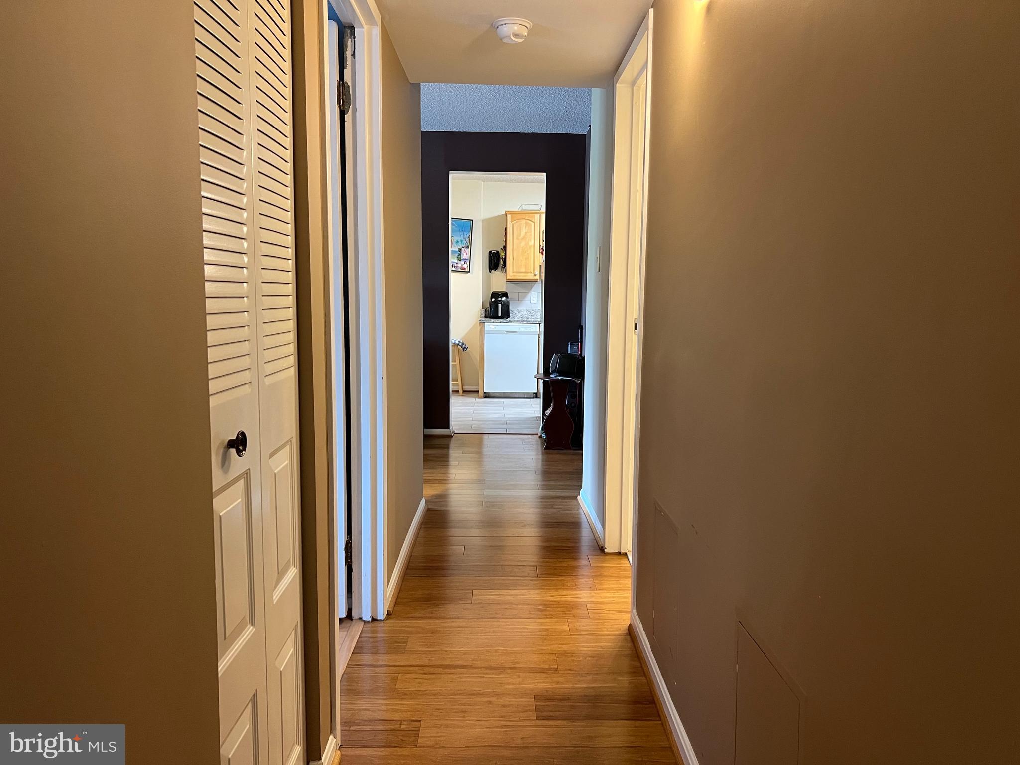 CHELSEA TOWERS - Residential