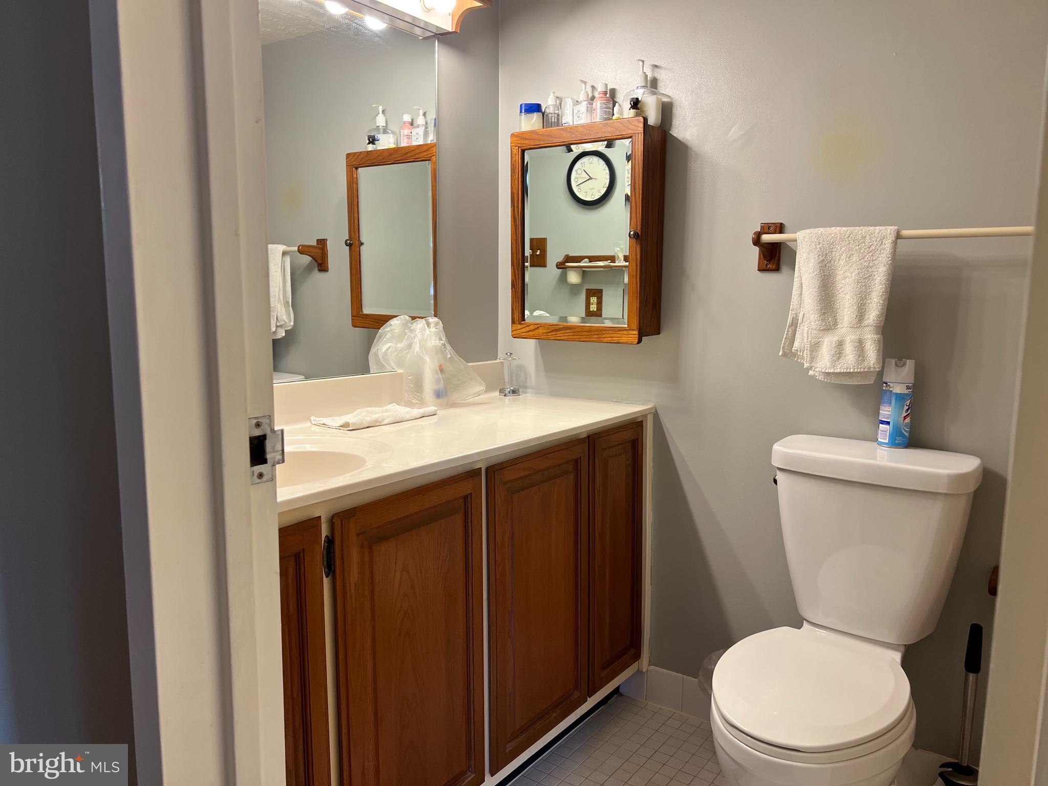 CHELSEA TOWERS - Residential