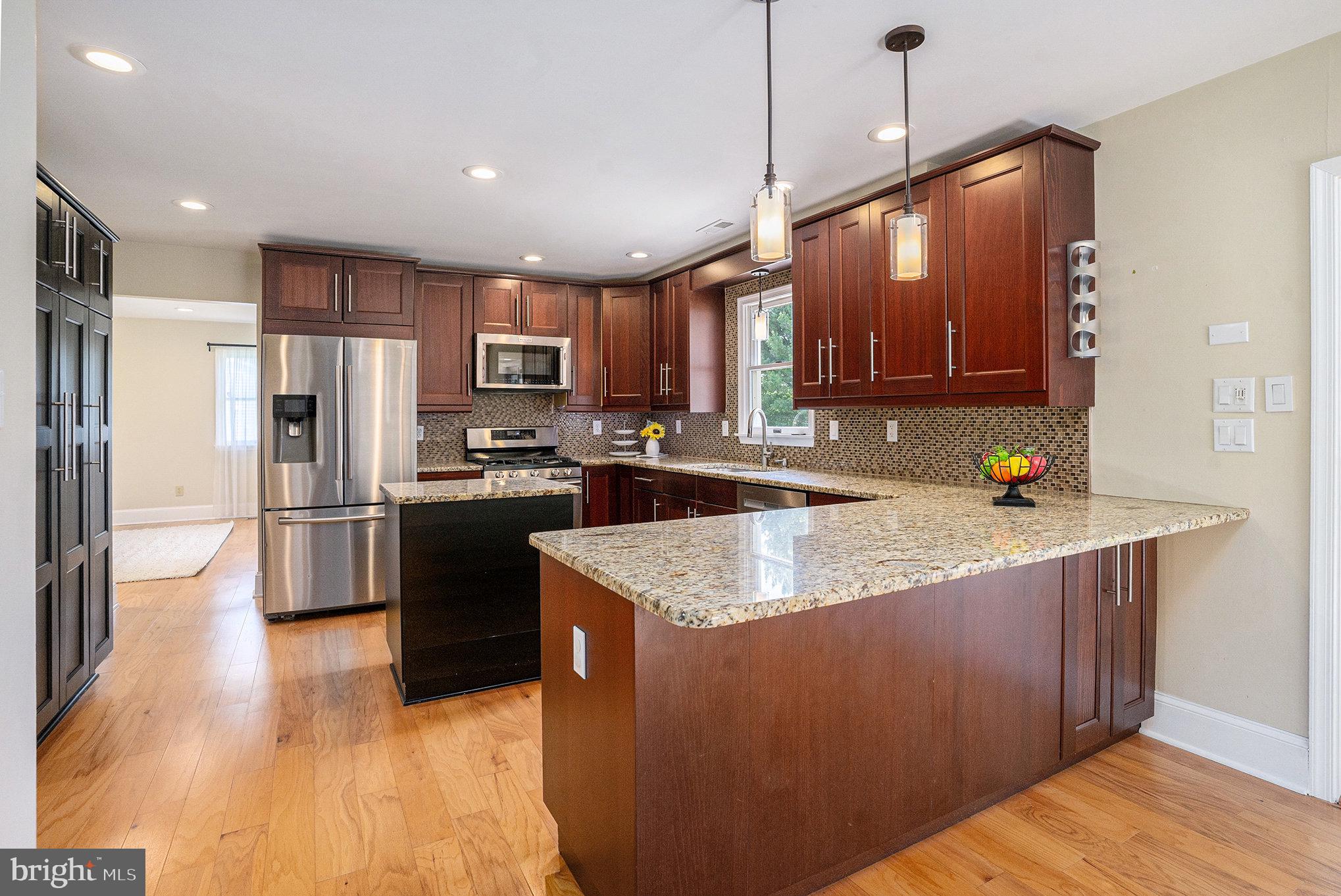 GWYNMONT FARMS - Residential