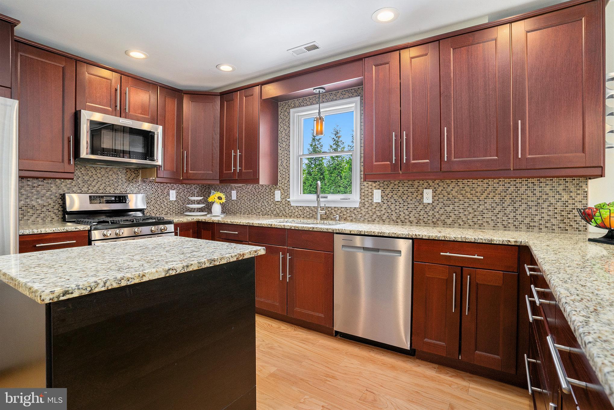 GWYNMONT FARMS - Residential