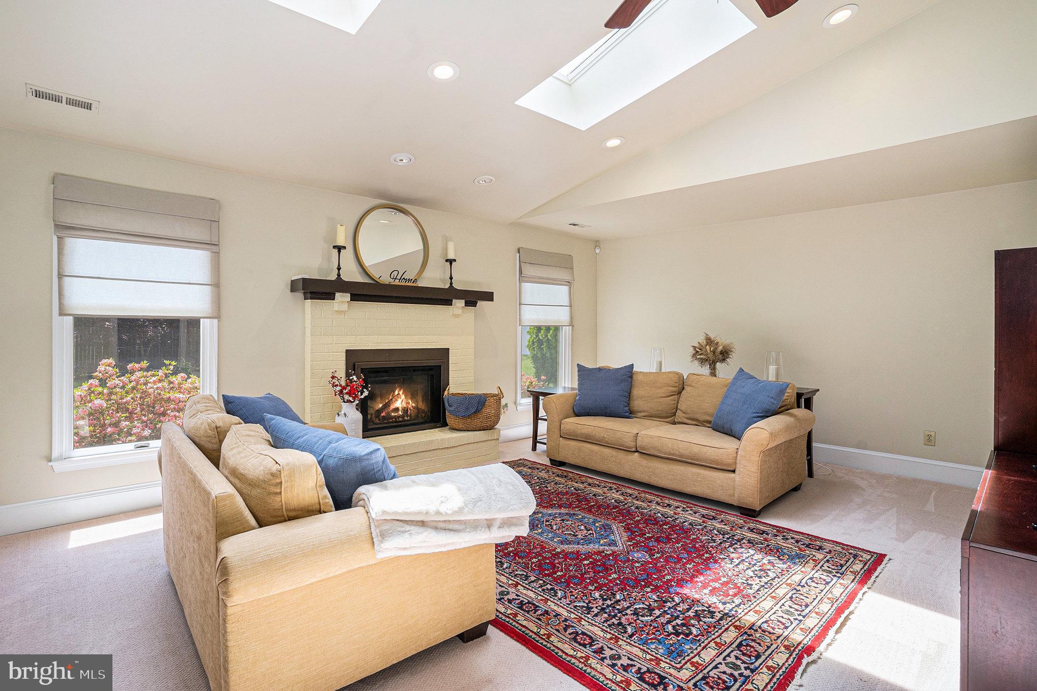 GWYNMONT FARMS - Residential