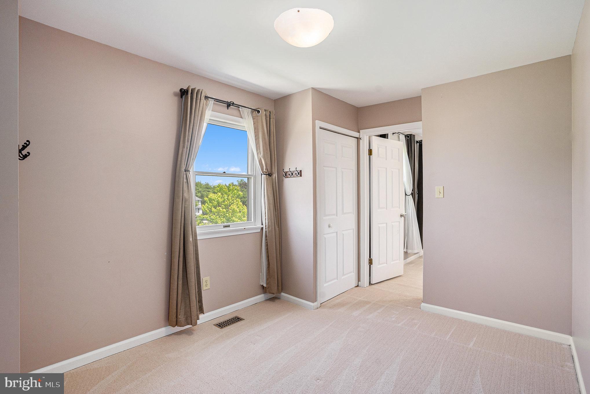 GWYNMONT FARMS - Residential