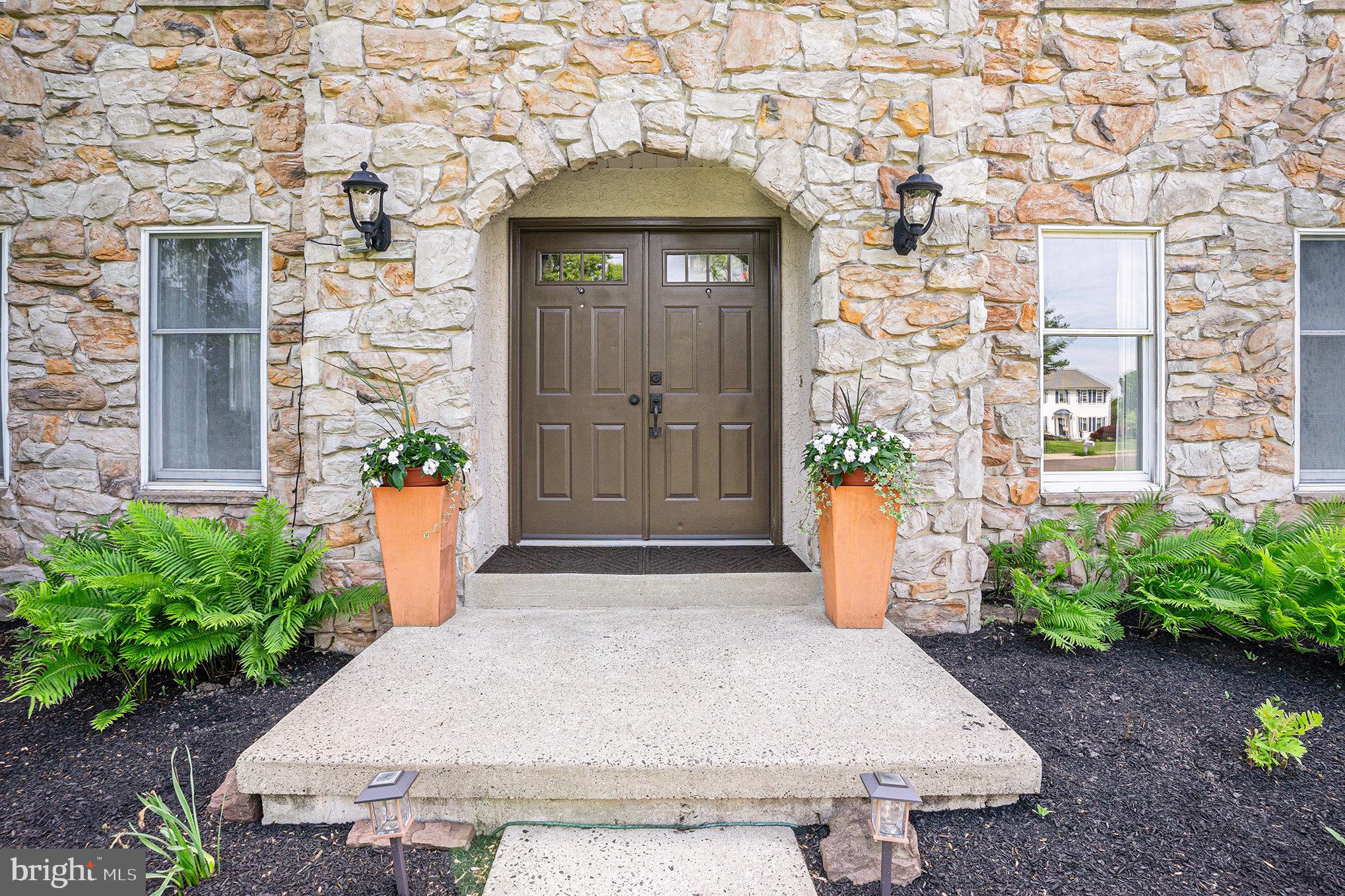 116 GWYNMONT CIRCLE