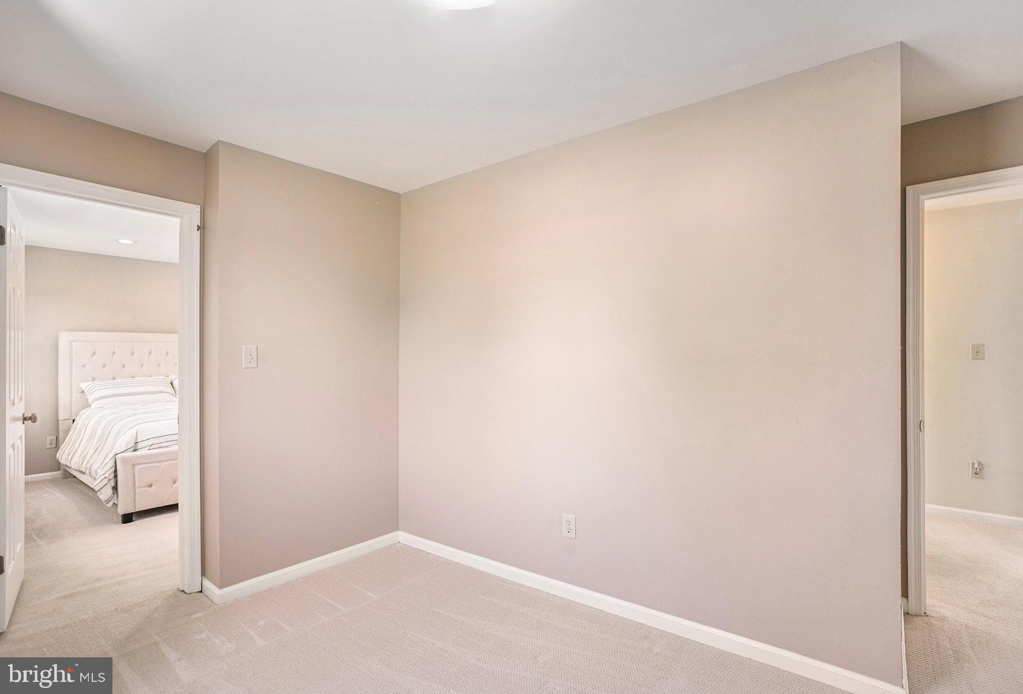 GWYNMONT FARMS - Residential