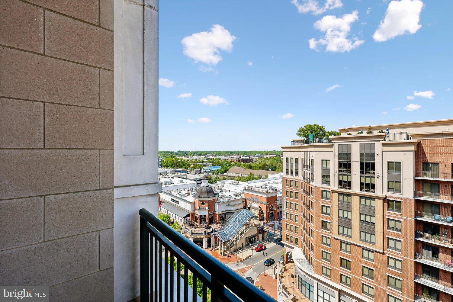 GRANDVIEW - Residential