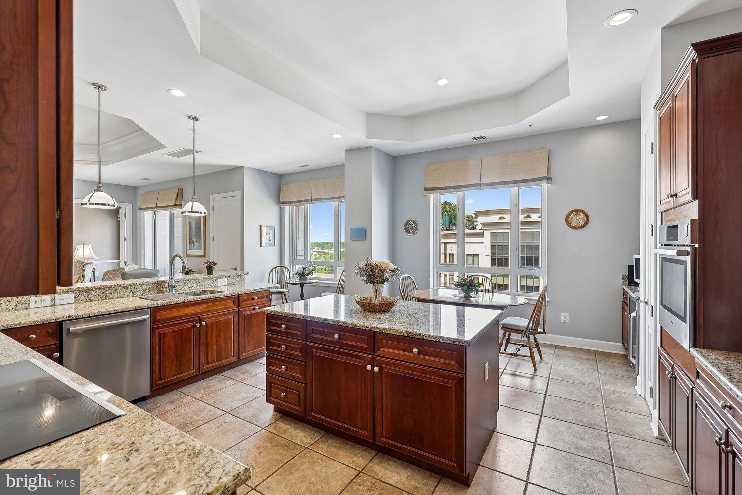 GRANDVIEW - Residential