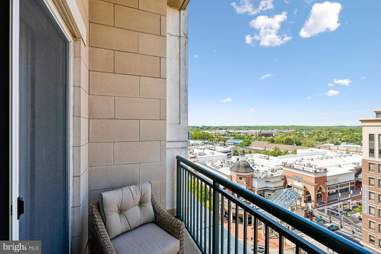GRANDVIEW - Residential