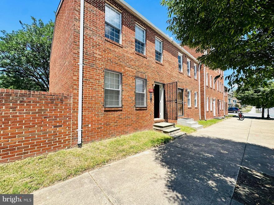 Welcome to 1310 E Baltimore st , conveniently located close to hospitals , shopping , restaurants, and major highways. John  Hopkins hospital is two blocks away.
This charming  two level home  has three bedrooms and one full bath . It is  fully renovated .. Laminate flooring, stainless steel appliances, roof one year old .=, water heater 3 years old, A/C one year, brand new windows and doors. Plenty of natural light.Possible owner financing with 30% down payement for short term.
Location is very walkable ,very bikeable and Riders Paradise (96/100). 
One assigned and one guest parking. 
Come and experience city living !  Must see ! 
Listing agent is owner and showing by appointment only !