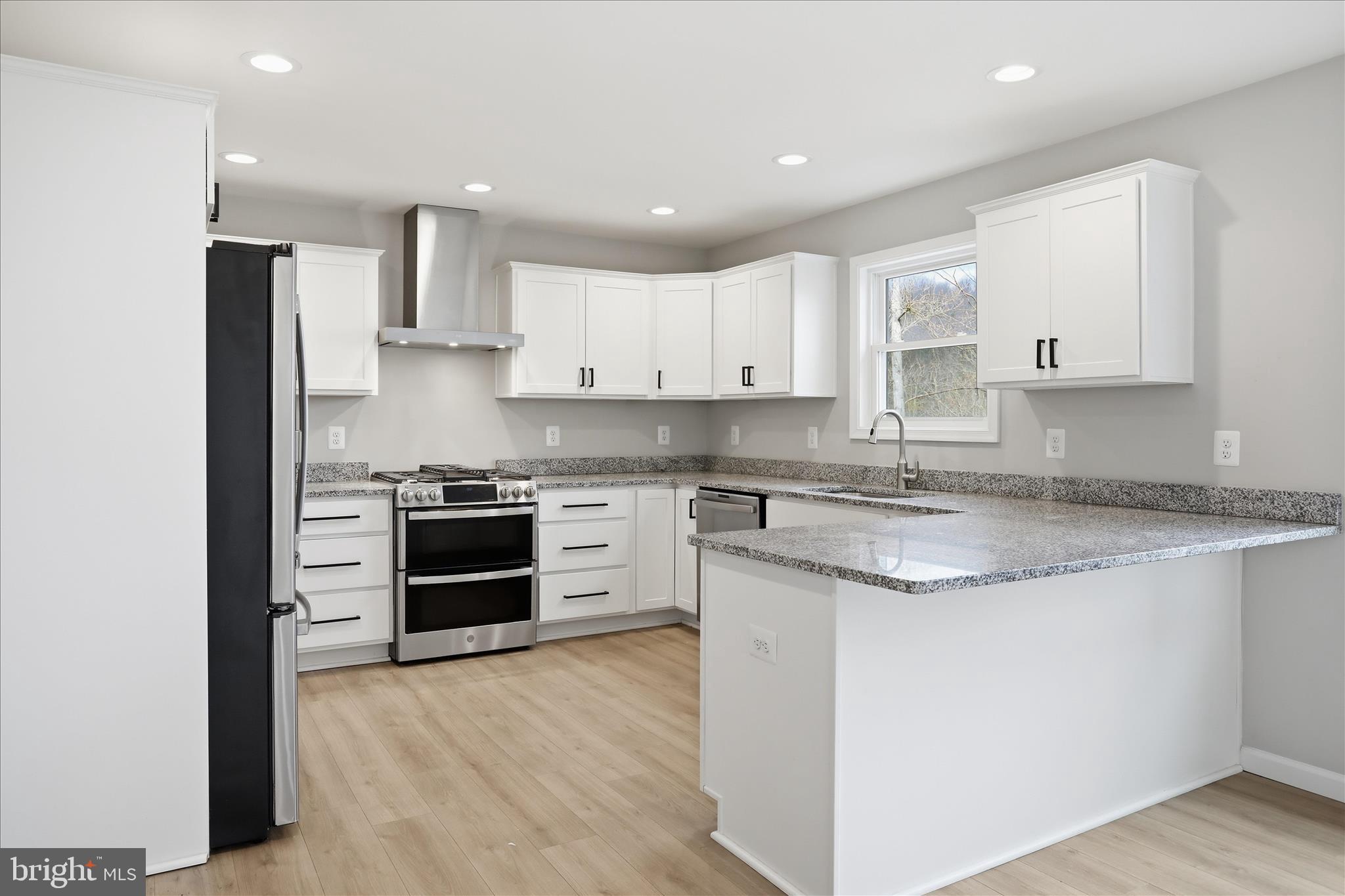 APPLE MT LAKE - Residential