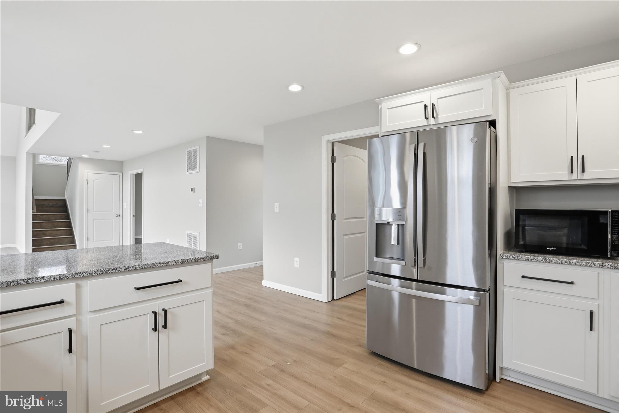 APPLE MT LAKE - Residential