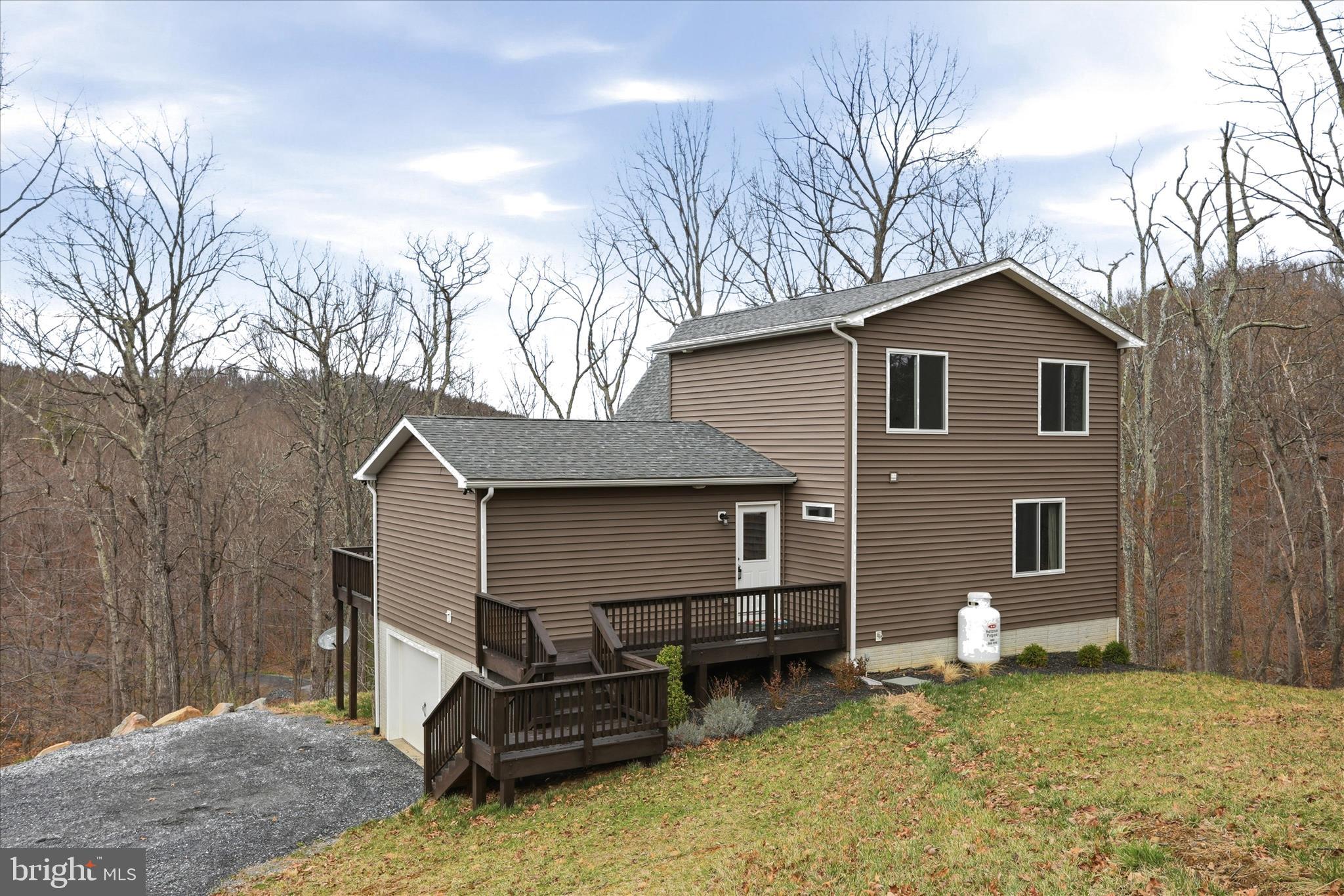 APPLE MT LAKE - Residential