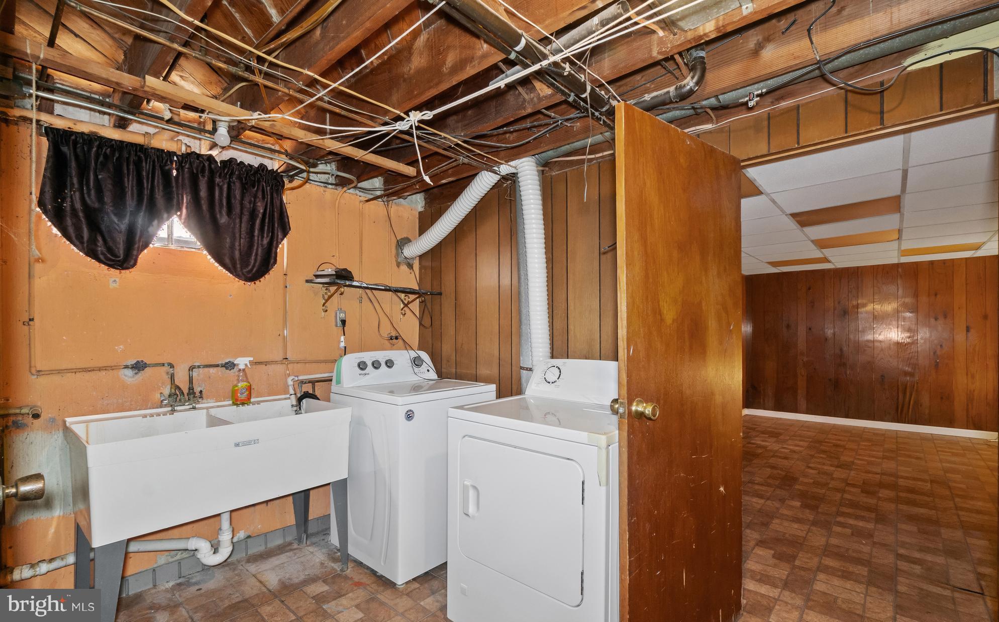 PARKVILLE - Residential