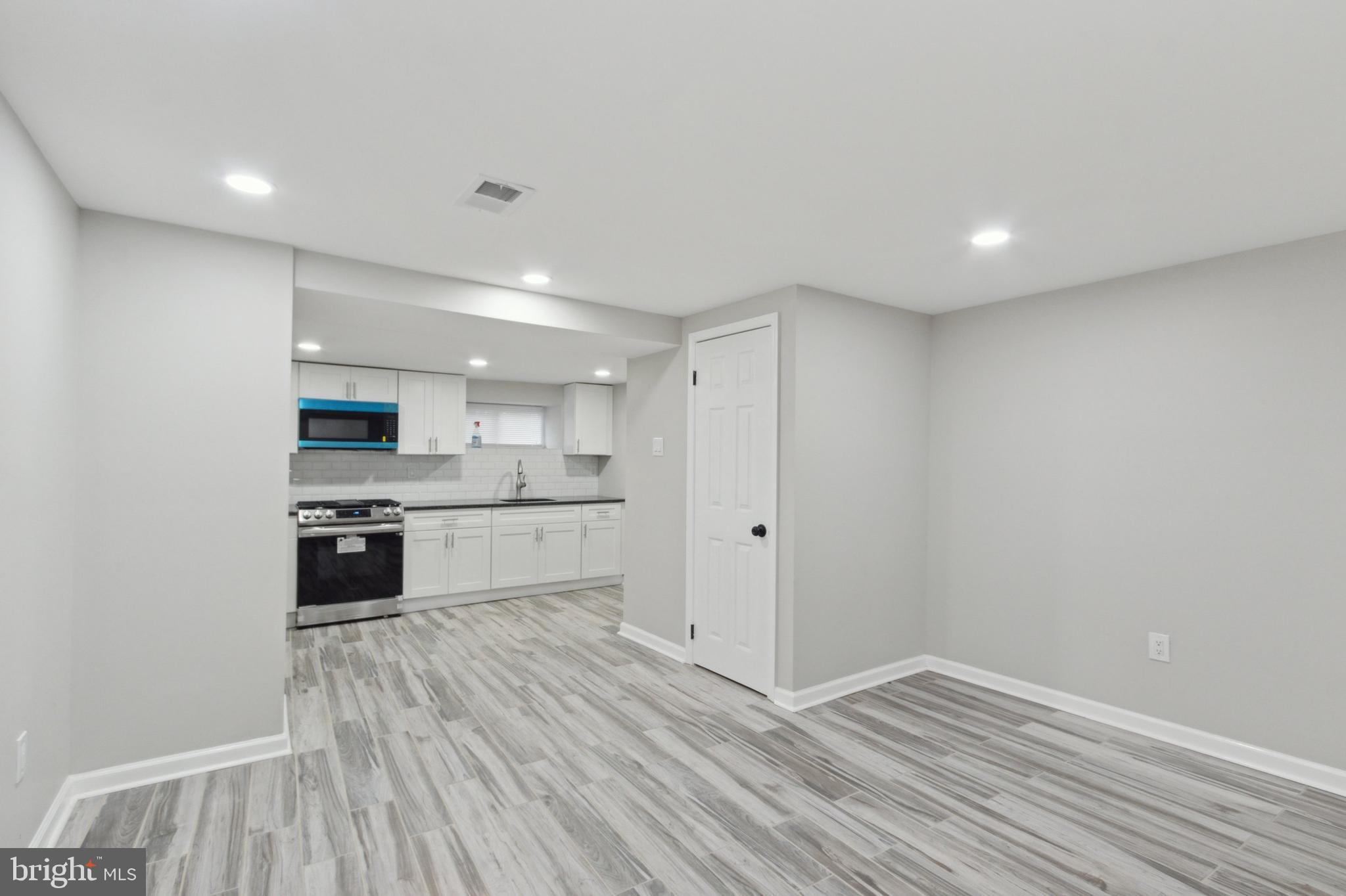 GERMANTOWN - Residential