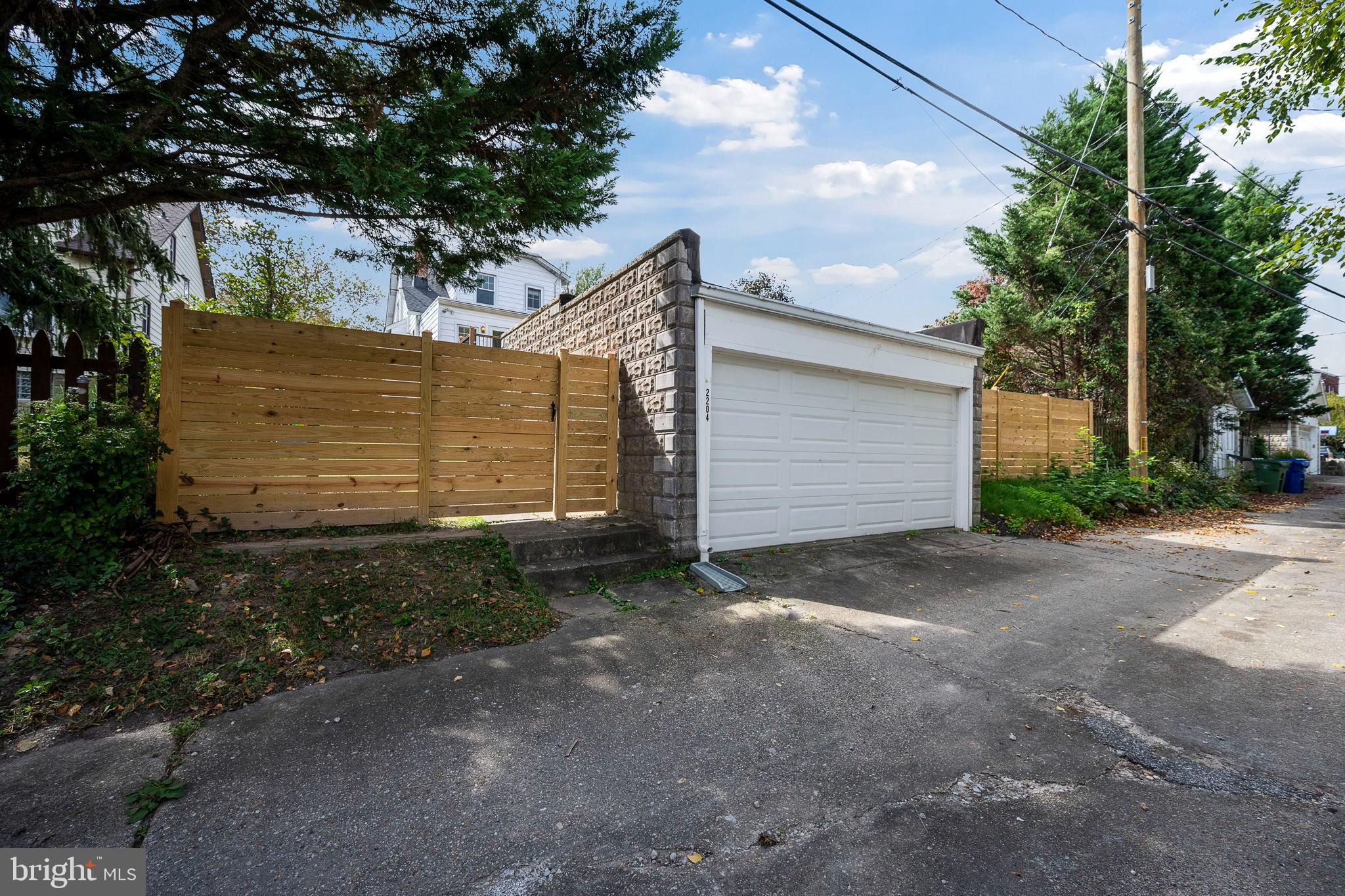 MAYFIELD - Residential