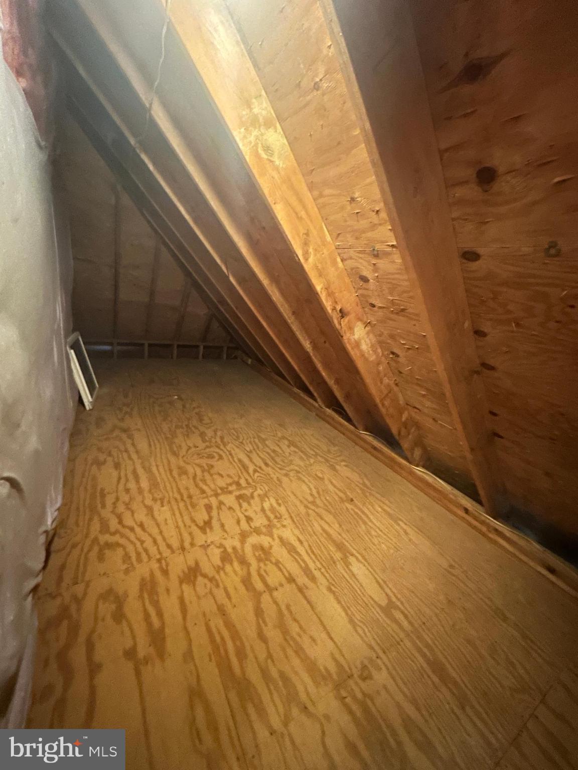 TWIN HILLS - Residential