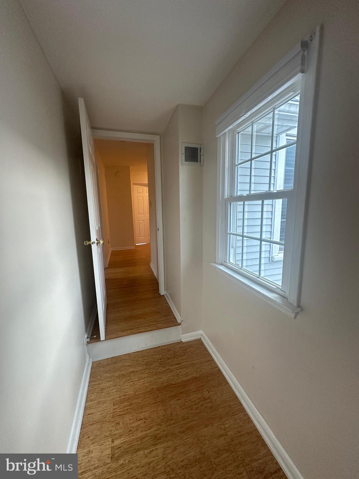 TWIN HILLS - Residential