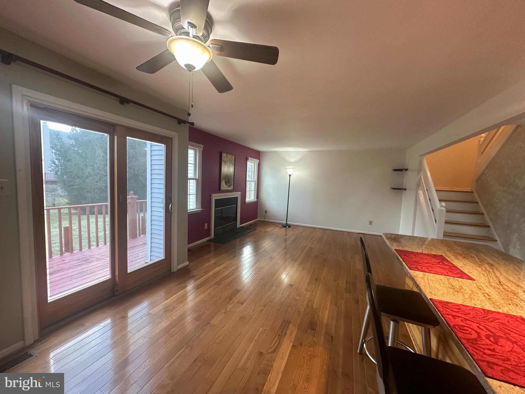 TWIN HILLS - Residential