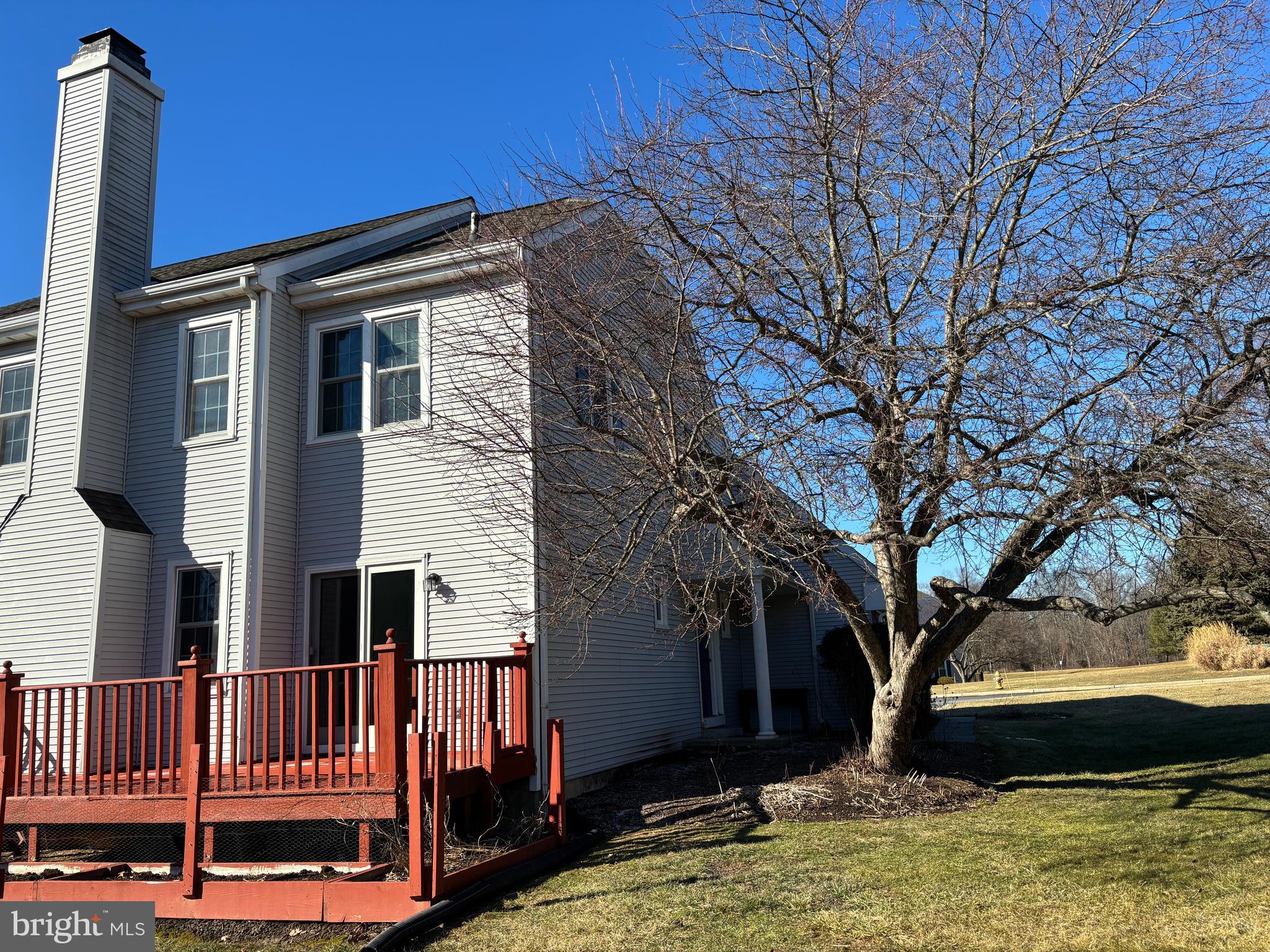 TWIN HILLS - Residential