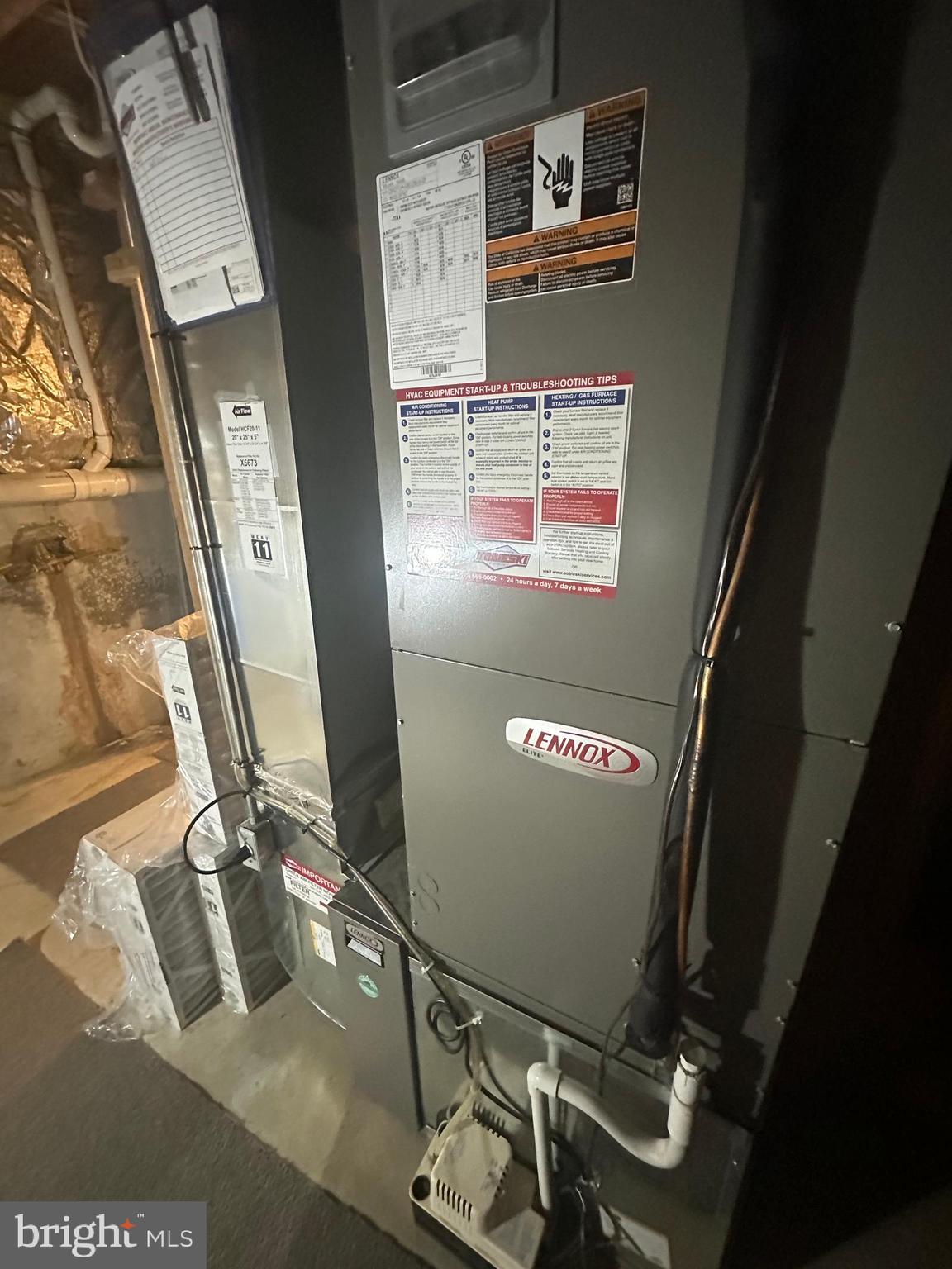 TWIN HILLS - Residential