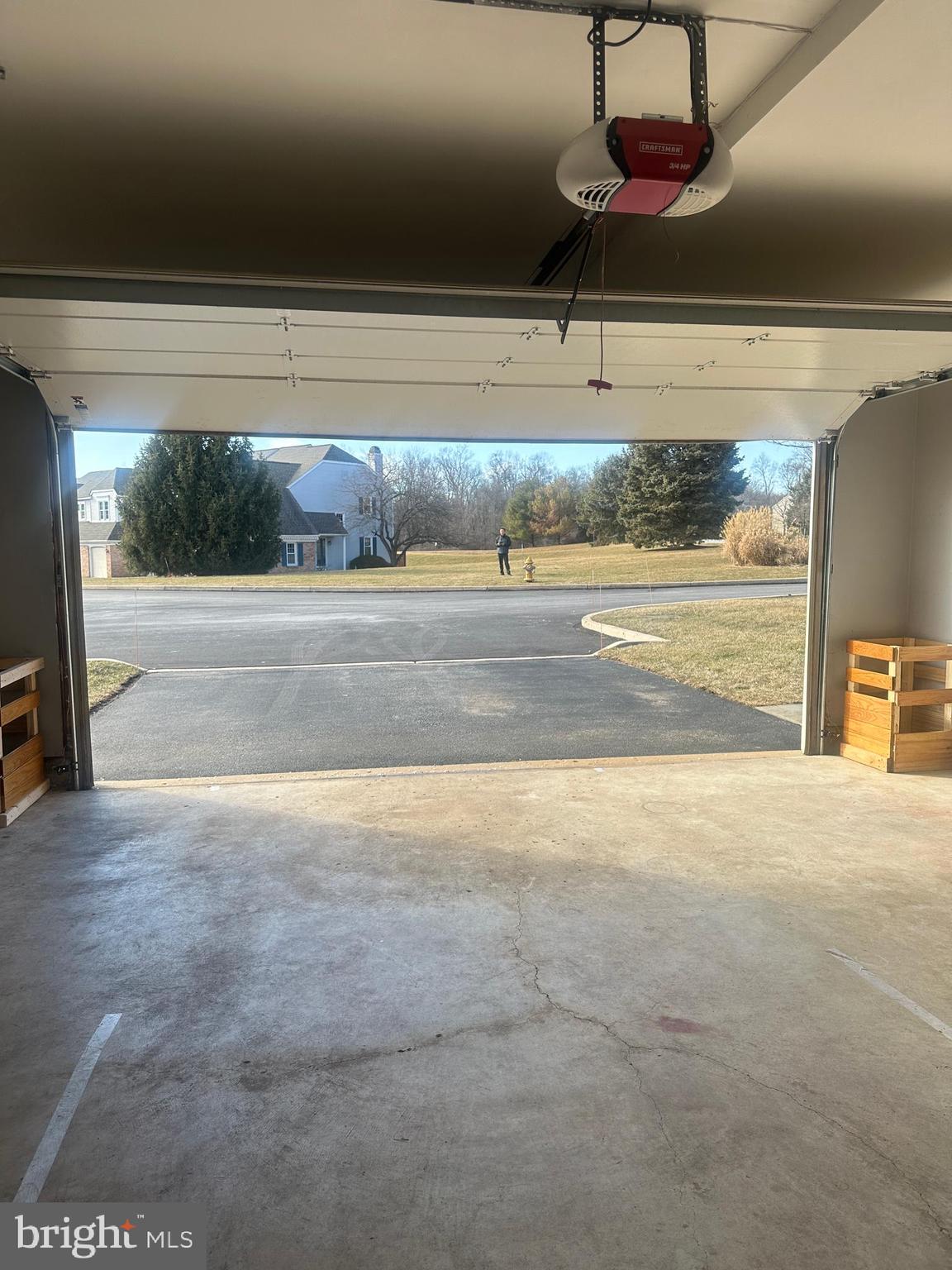 TWIN HILLS - Residential