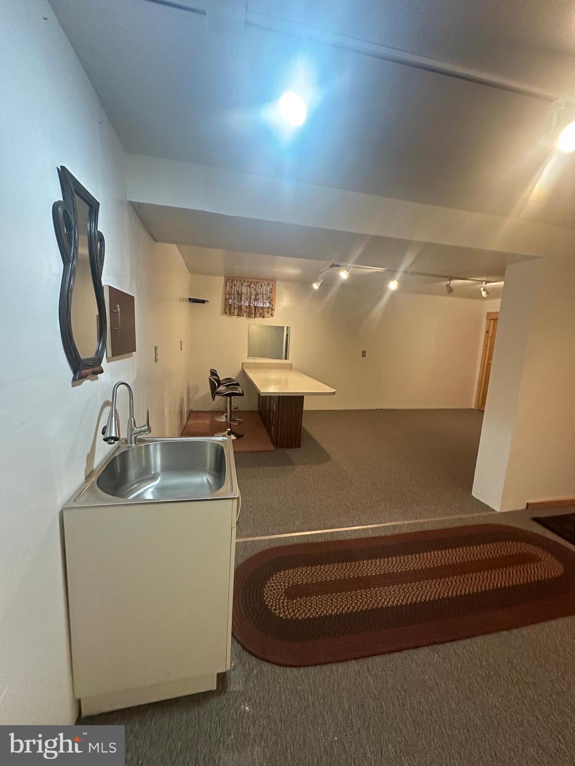 TWIN HILLS - Residential