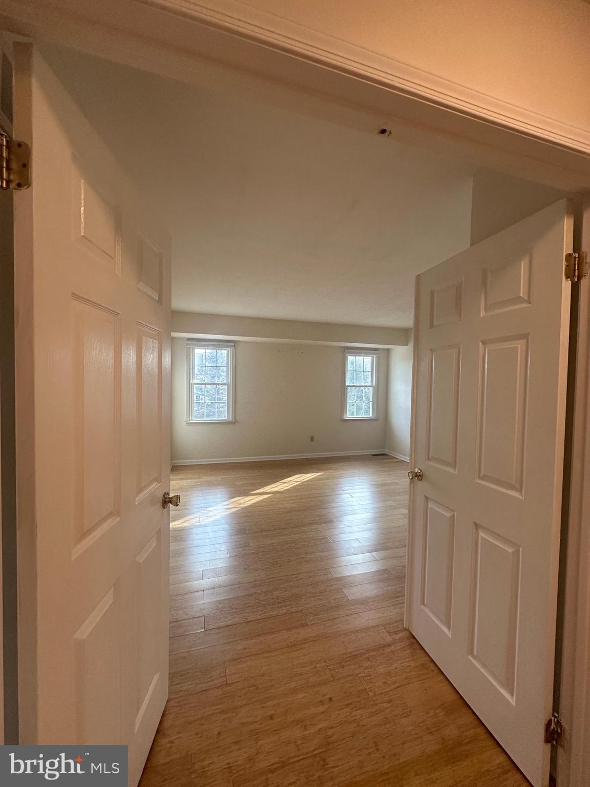 TWIN HILLS - Residential