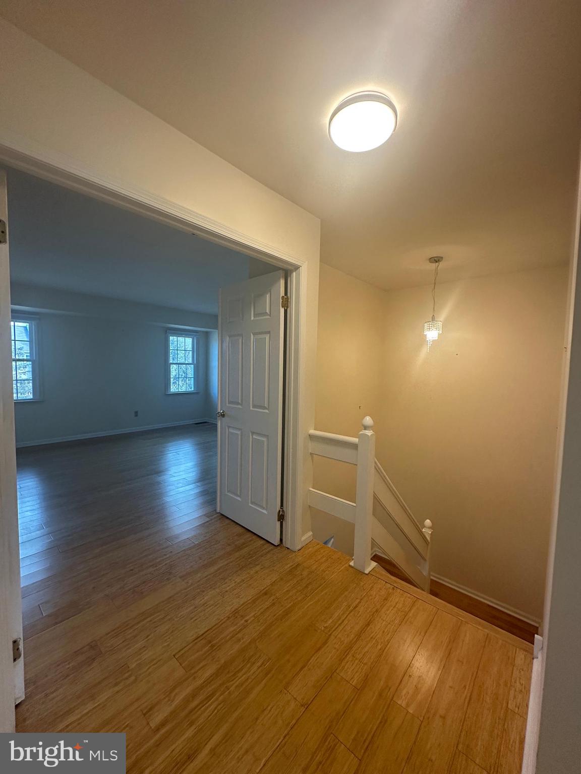 TWIN HILLS - Residential