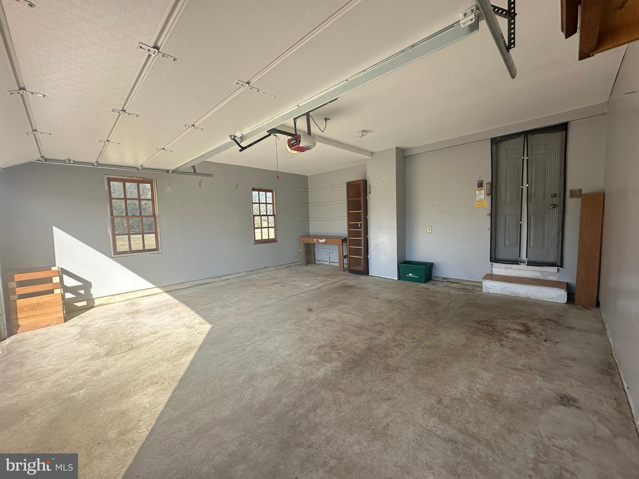 TWIN HILLS - Residential