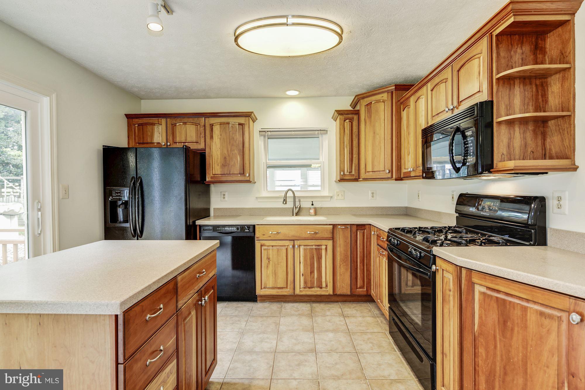 BAY VIEW ESTATES - Residential