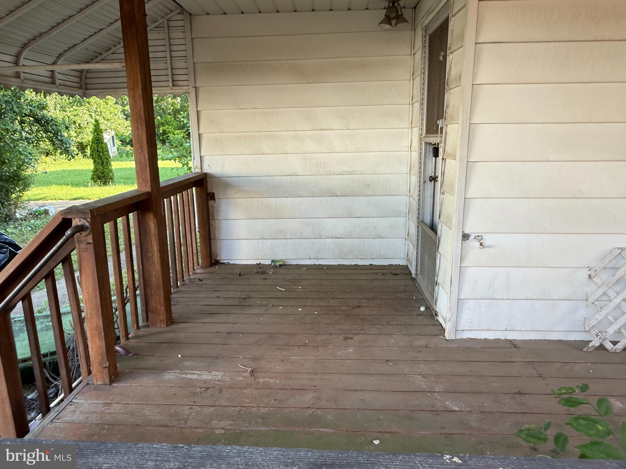 EAST ARLINGTON - Residential