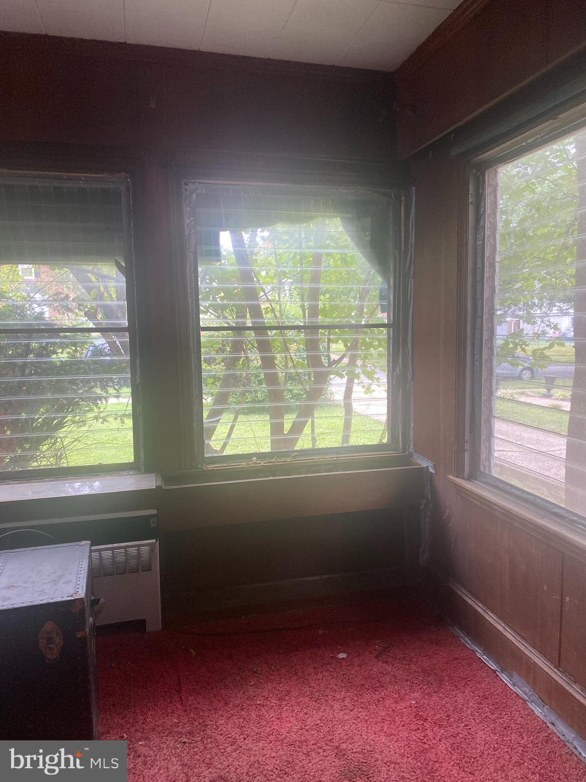 EAST ARLINGTON - Residential