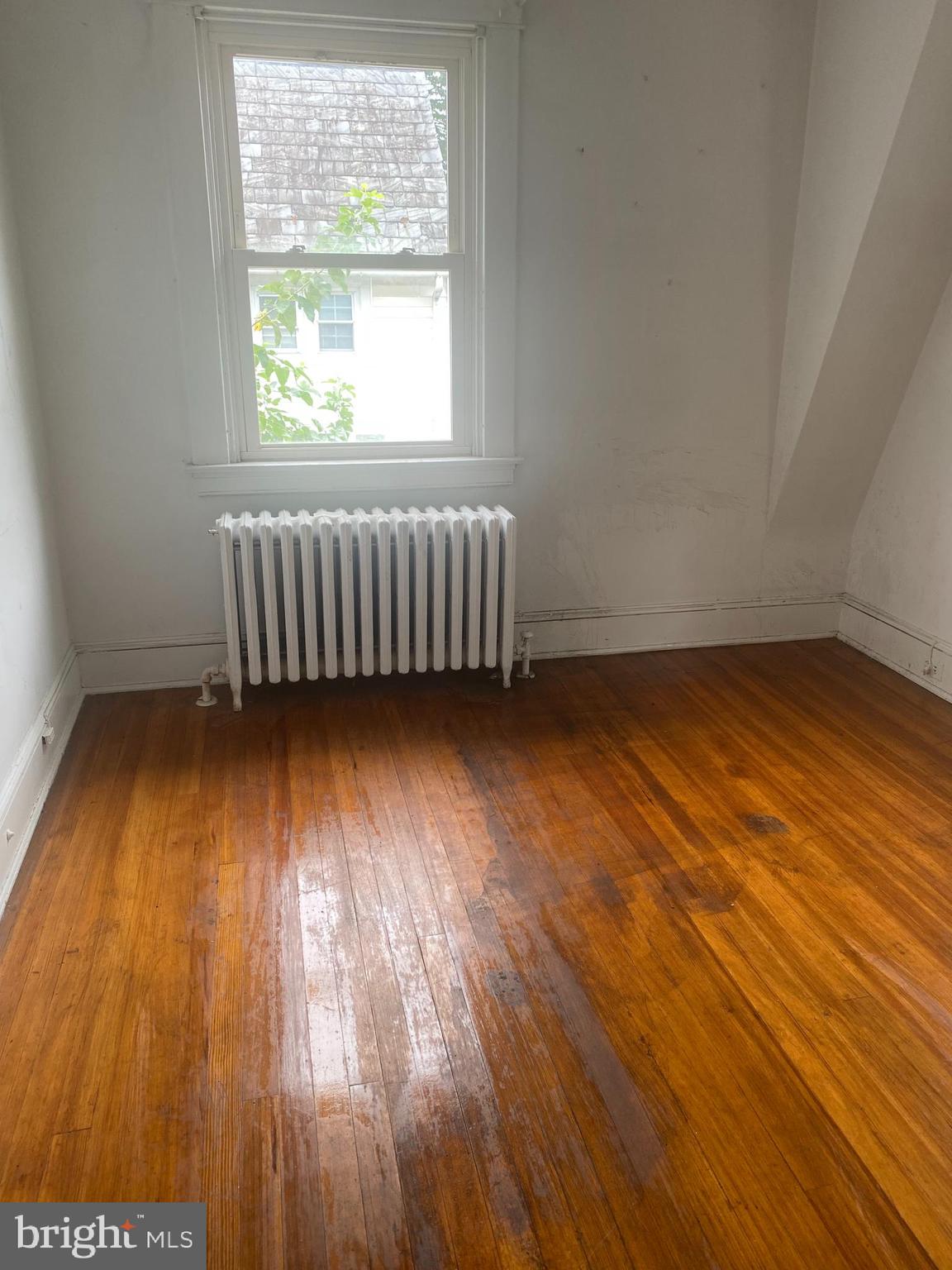 EAST ARLINGTON - Residential