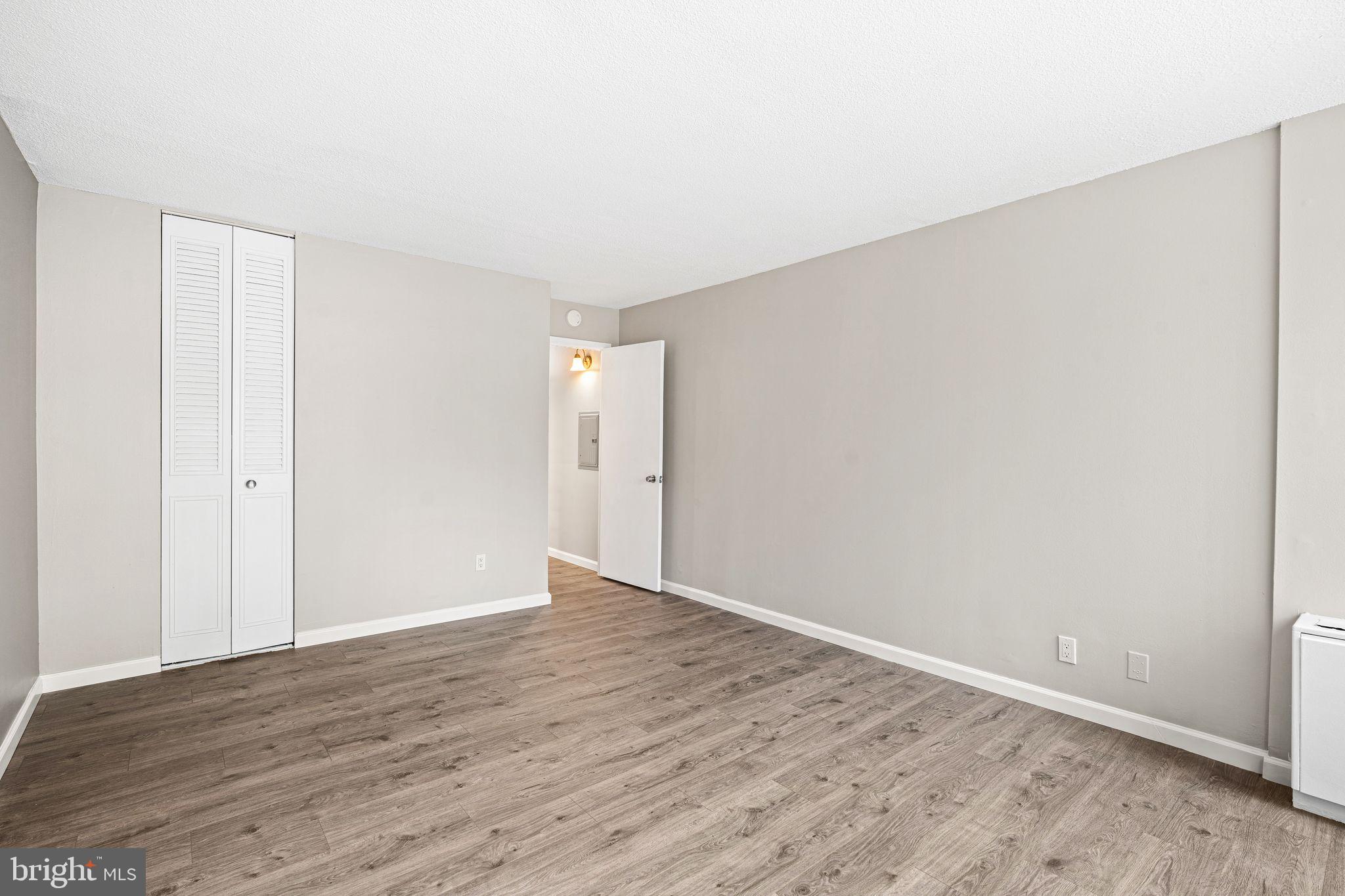 GREEN HILL - Residential